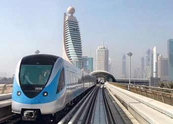 দুবাইতে খুলে দেওয়া হচ্ছে মেট্রোরেল