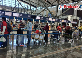 মধ্যপ্রাচ্যে যেতে ফ্লাইটের টিকিট চড়া দামে বিক্রি