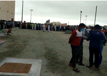 ওমানের যেসব কেন্দ্রে প্রবাসীদের বিনামূল্যে টিকা দিচ্ছে