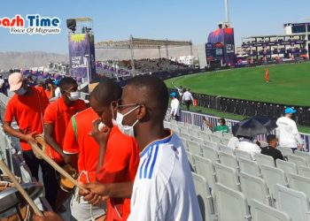 পর্দা উঠলো বিশ্বকাপের, টসে জিতে ফিল্ডিংয়ে ওমান