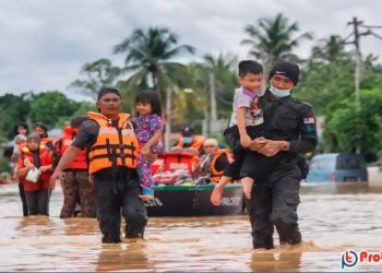 মালয়েশিয়ায় ভয়াবহ বন্যায় নিখোঁজ ১০, বাস্তুচ্যুত অন্তত ২১ হাজার