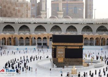 সৌদিতে ফের ভয়াবহ রূপ নিচ্ছে করোনা, পবিত্র ওমরাহ পালনে নতুন নির্দেশনা