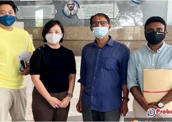 মালয়েশিয়ার কারাগার থেকে মুক্তি পেলেন সাবেক রাষ্ট্রদূত খায়রুজ্জামান