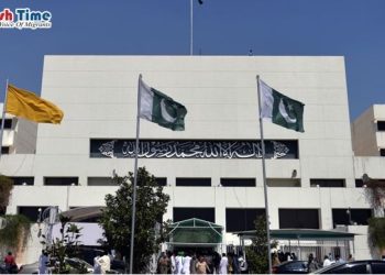 সোমবার কে হচ্ছেন পাকিস্তানের পরবর্তী প্রধানমন্ত্রী