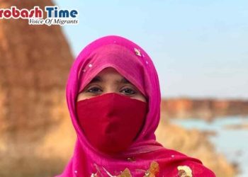 বিশ্বের জনপ্রিয় তারকা হয়েও বোরকা পড়ে ষ্টেজ মাতান যিনি