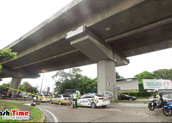 ফ্লাইওভার থেকে তিন সন্তানকে ফেলে দিয়ে বাবার আত্মহত্যা