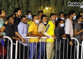 মজুরির দাবিতে বিক্ষোভ করায় শ্রমিকদের ফেরত পাঠাচ্ছে কাতার