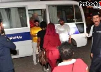 ১৫ হাজার প্রবাসীকে দেশে ফেরত পাঠাল কুয়েত সরকার