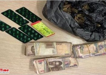 ওমানের মাস্কাট বিমানবন্দরে গাঁজাসহ দুই প্রবাসী গ্রেপ্তার