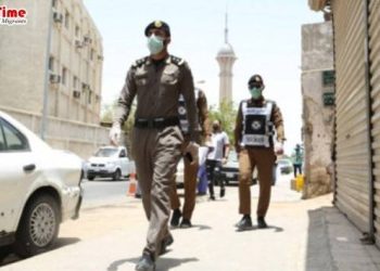 সৌদিতে নতুন আইন, ভিন্ন ভিসার কাজে ১ লাখ রিয়াল জরিমানা