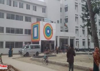 প্রবাসীর স্ত্রীকে নিয়ে সাবেক ও বর্তমান স্বামীর মারামারি, আহত ৪