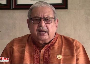 বেশি অর্থ নেয়া এজেন্সির বিরুদ্ধে কঠোর হুঁশিয়ারি প্রবাসী কল্যাণমন্ত্রীর