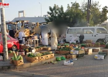 ওমানের ফুটপাতে দোকান বসানোর দায়ে একাধিক প্রবাসী গ্রেফতার