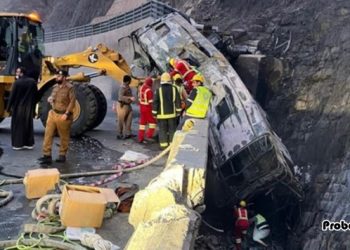 সৌদিতে বাস উল্টে নিহত বাংলাদেশির সংখ্যা বেড়ে ১৮