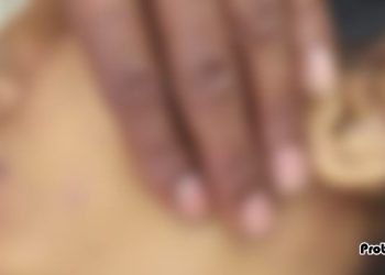 প্রবাসী স্বামীর কাছে পরকীয়ার গোপন ভিডিও প্রকাশের হুমকি, স্ত্রীর আত্মহত্যা!