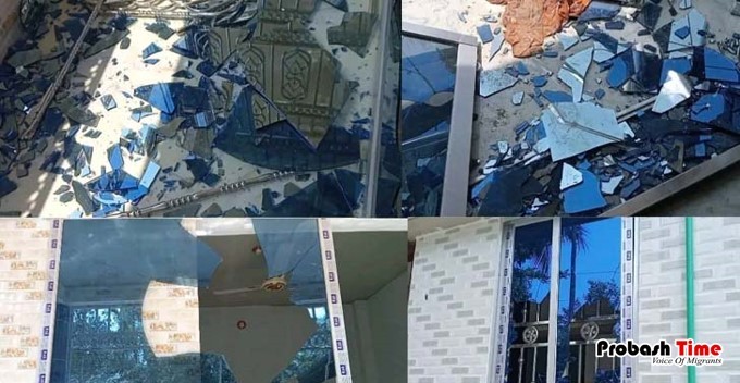 স্ত্রীকে পরকীয়ায় বাধা, প্রবাসী স্বামীর বাড়ি ভাঙচুর