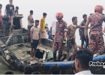 কক্সবাজারে ভাসমান ট্রলার থেকে ১১ জনের মৃতদেহ উদ্ধার