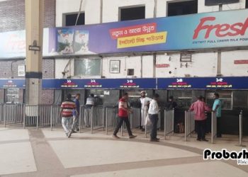 অচেনা কমলাপুর রেলওয়ে স্টেশন! মুগ্ধ যাত্রীরা