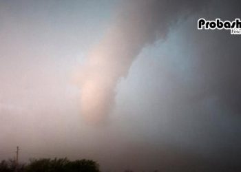 ওমানে ভয়াবহ টর্নেডো, আবহাওয়া অফিসের সতর্কতা জারী