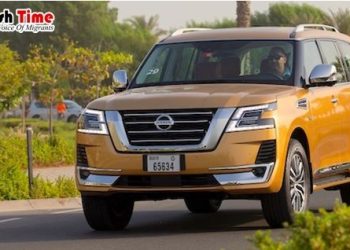 ওমানে গাড়ি চালাতে পারবেন পর্যটকরা