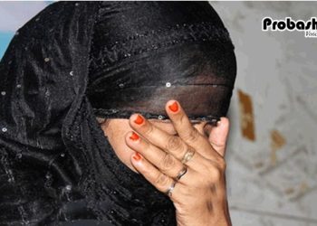 প্রবাসীর স্ত্রীর আপত্তিকর ভিডিও দেখিয়ে ব্ল্যাকমেইলের অভিযোগ