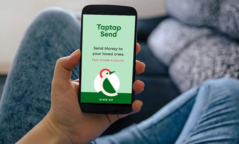 প্রবাসীরা