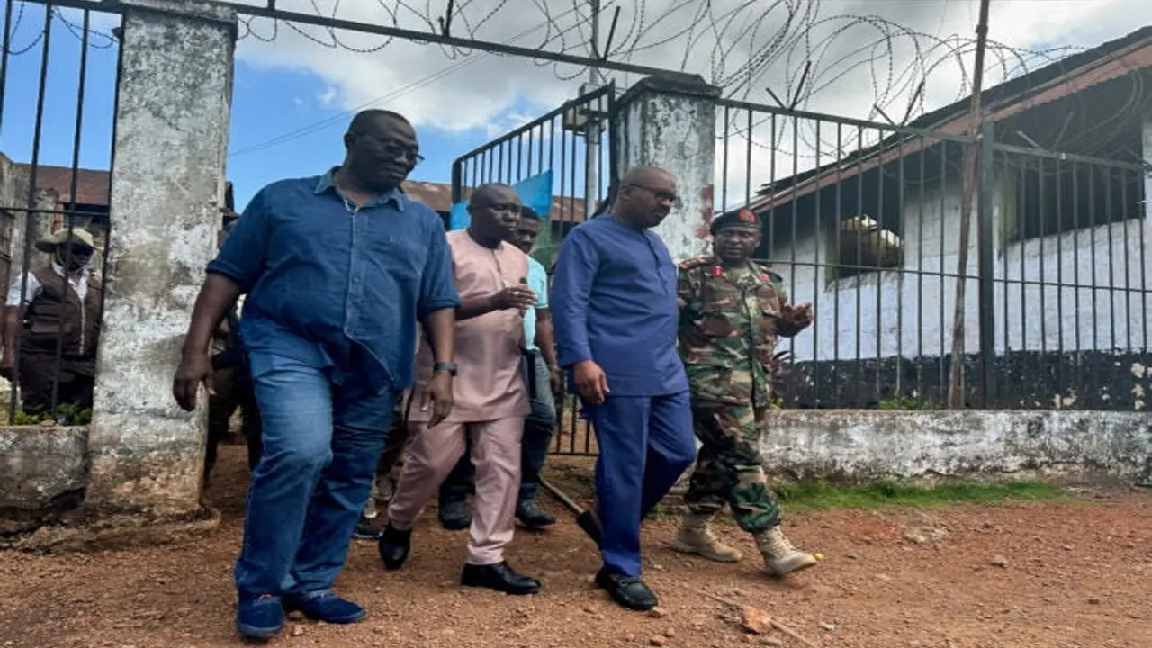 কারাবন্দি