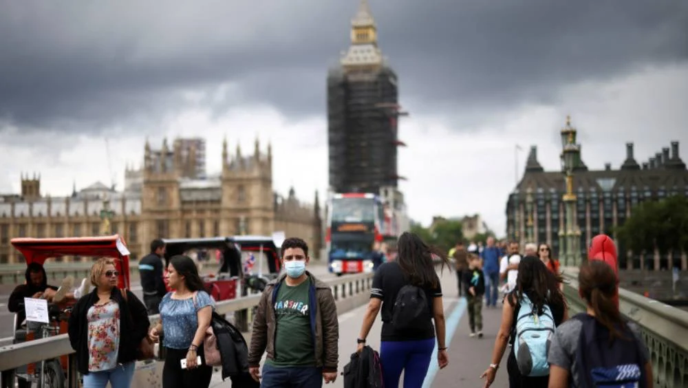 প্রতারণা