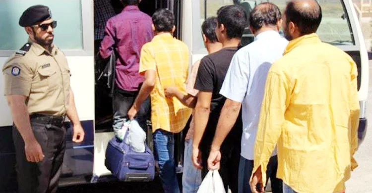 ওমানের নিজুয়ায় ৪৩ প্রবাসী গ্রেফতার