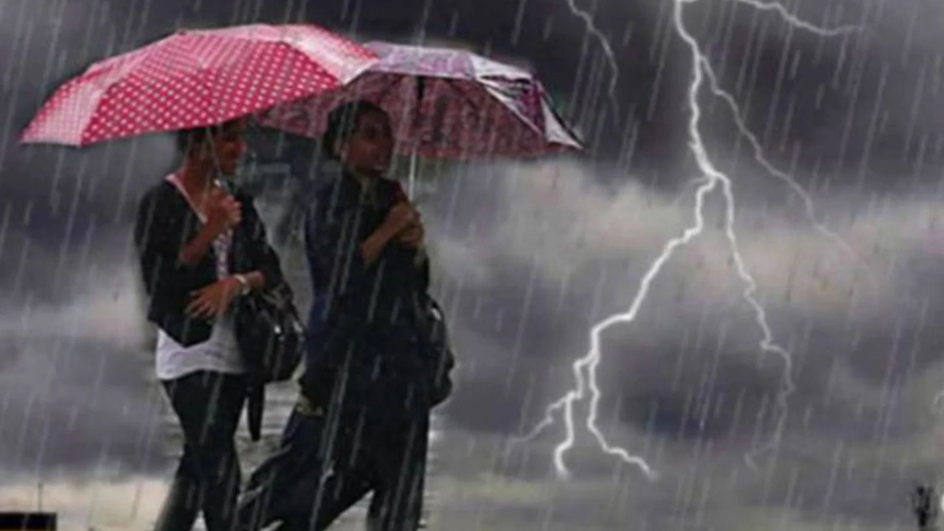 পাকিস্তানে ভারি বৃষ্টি ও বজ্রপাতে- ৫০ জনের মৃত্যু