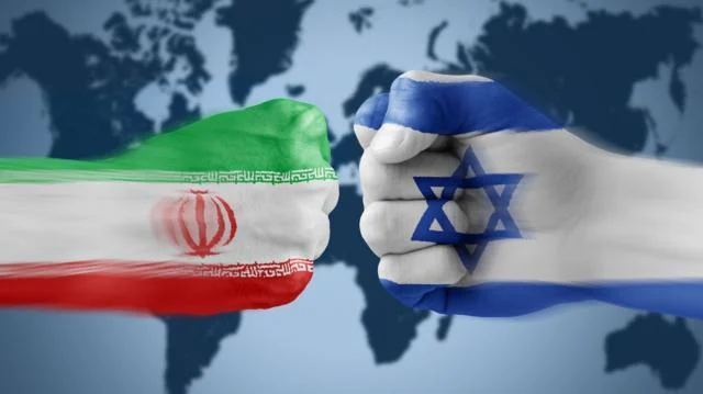 ইরান-ইসরাইল মিত্র থেকে যেভাবে চরম শত্রু হয়ে উঠলো