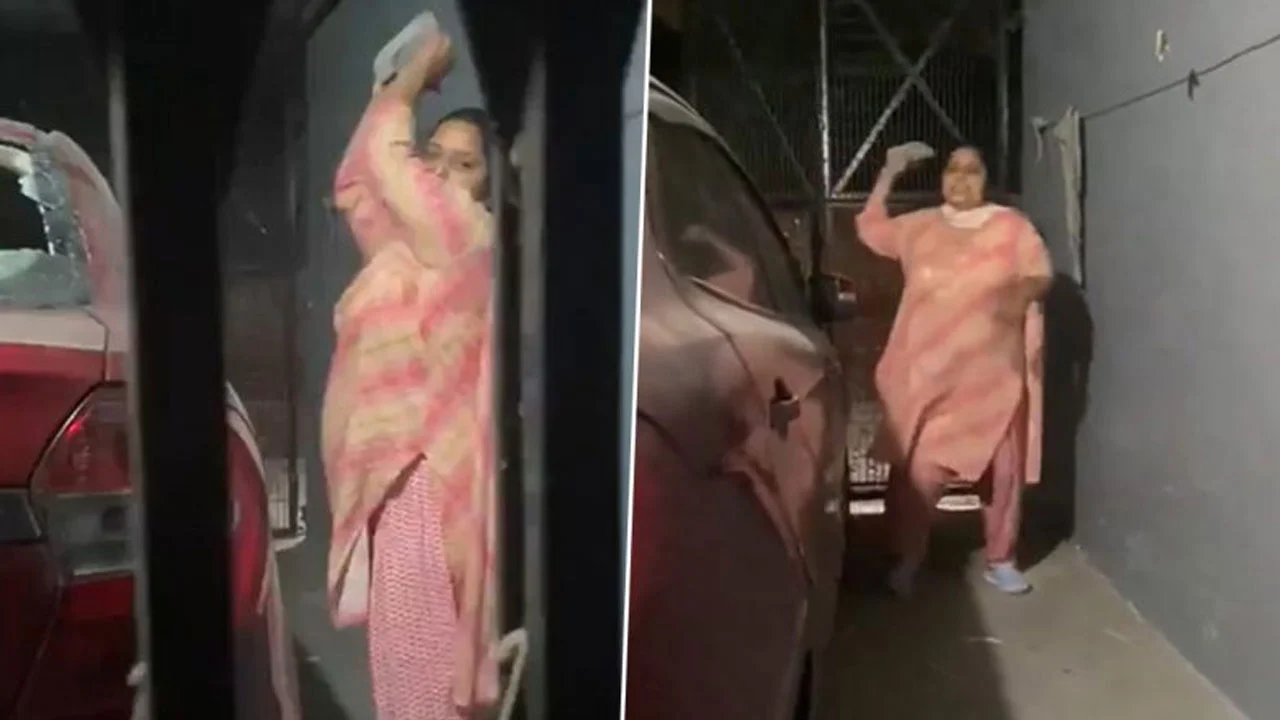 প্রতিবেশীর গাড়ি ভাঙলেন স্কুল শিক্ষিকা