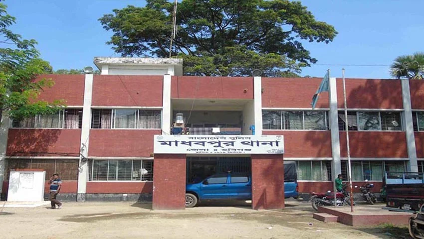 সৌদিতে গৃহকর্মীর আর্তনাদ: দেশে ফেরার আকুতি