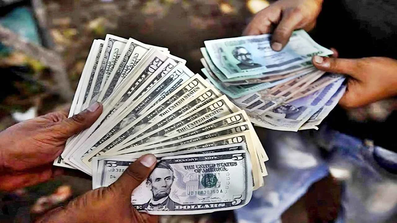 রেমিট্যান্সে ডলার মূল্য বেড়ে কত হলো?
