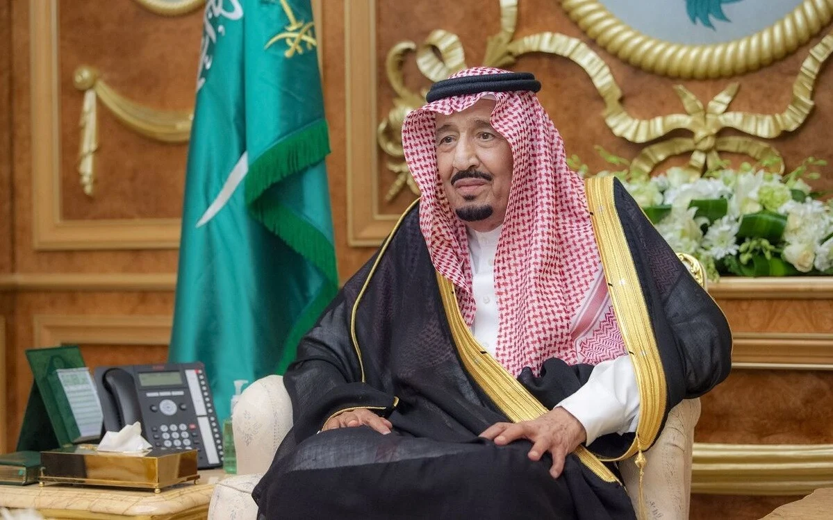 বাদশাহ অসুস্থ, বিদেশ সফর বাতিল করলেন সৌদি যুবরাজ