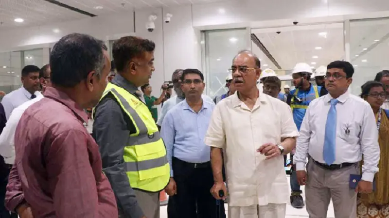 তৃতীয় টার্মিনালে যাত্রী পরিবহন শুরু কবে জানালেন বিমানমন্ত্রী