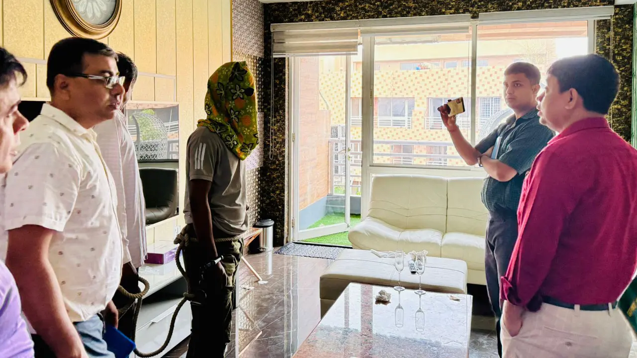 মেলেনি খন্ডিতাংশ, কিমা করে টয়লেটে ফ্ল্যাশ করা হয়েছে মরদেহ: ডিবিপ্রধান