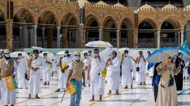 ৫৪ ওমরাহ কোম্পানিকে কালো তালিকাভূক্ত করলো সৌদি