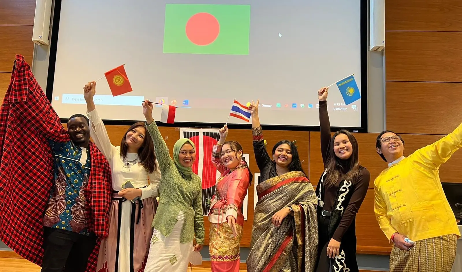 যুক্তরাষ্ট্রে বৃত্তি নিয়ে বাংলা ভাষায় শিক্ষকতার সুযোগ