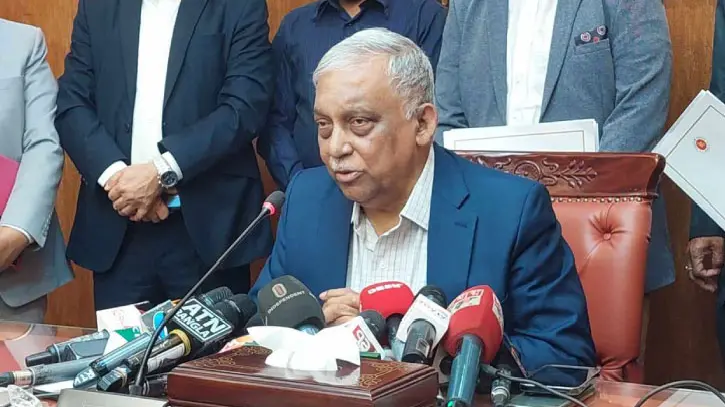 কারফিউ তুলে নেওয়ার বিষয়ে যা জানালেন স্বরাষ্ট্রমন্ত্রী পুলিশের গুলি