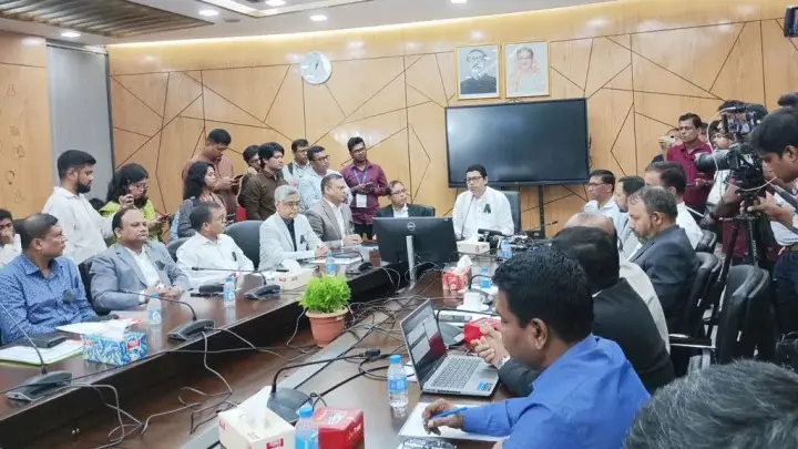 চিঠির সাড়া দেয়নি ফেসবুক, ইমেইল পাঠিয়েছে টিকটক