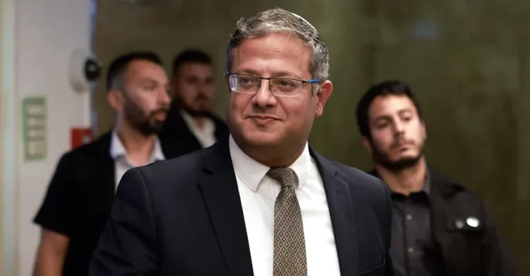 আল-আকসা প্রাঙ্গণে ইহুদি উপাসনালয় করতে চান ইসরায়েলি মন্ত্রী