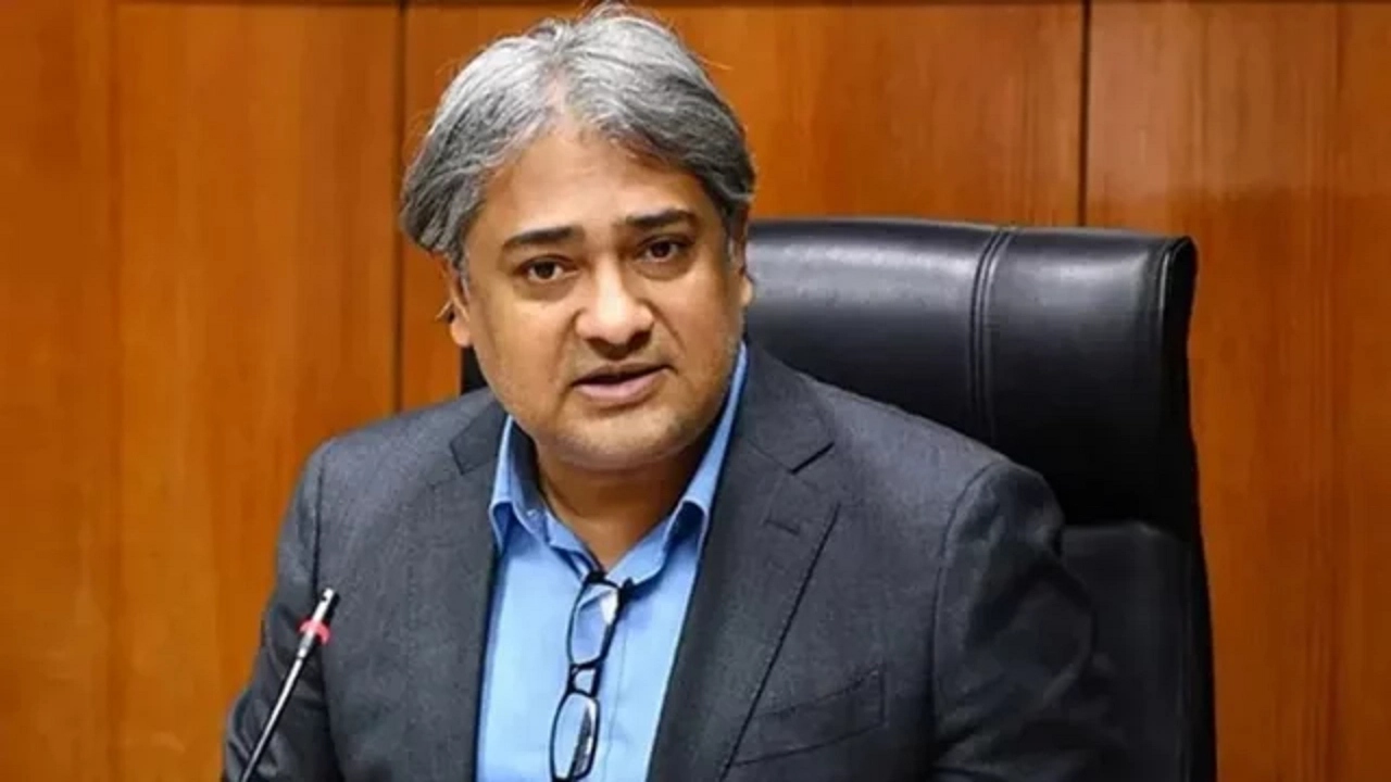 সাবেক তথ্যপ্রতিমন্ত্রীর অ্যাকাউন্ট ফ্রিজের নির্দেশ