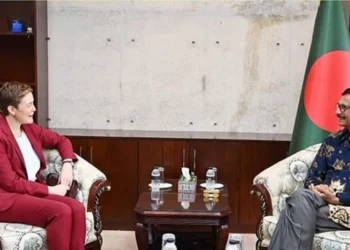 অস্ট্রেলিয়া থেকে অনিয়মিতদের ফেরাতে প্রস্তুত : পররাষ্ট্র উপদেষ্টা