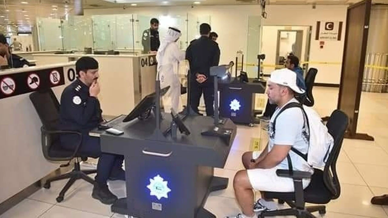 কুয়েতে বায়োমেট্রিক ফিঙ্গারপ্রিন্ট ব্যতীত হবে না আকামা নবায়ন