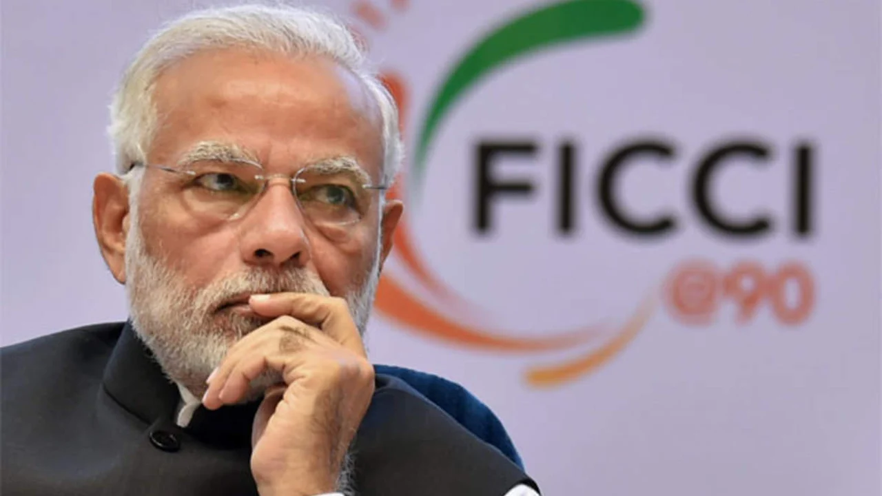 ভেতরে-বাইরে নানামুখী সমস্যায় ভারত