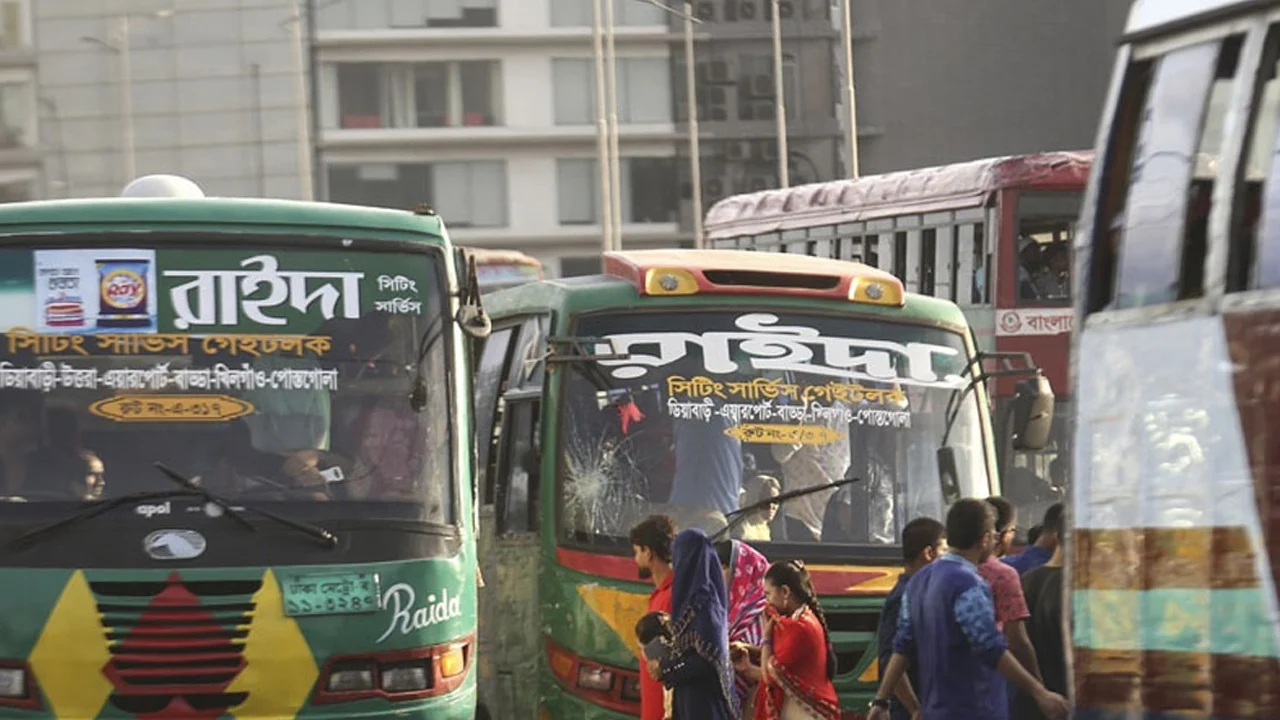 ওমান থেকে দেশে ফিরে অজ্ঞান পার্টির খপ্পরে প্রবাসী