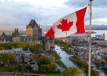 কানাডায় অভিবাসন প্রত্যাশীদের জন্য দুঃসংবাদ