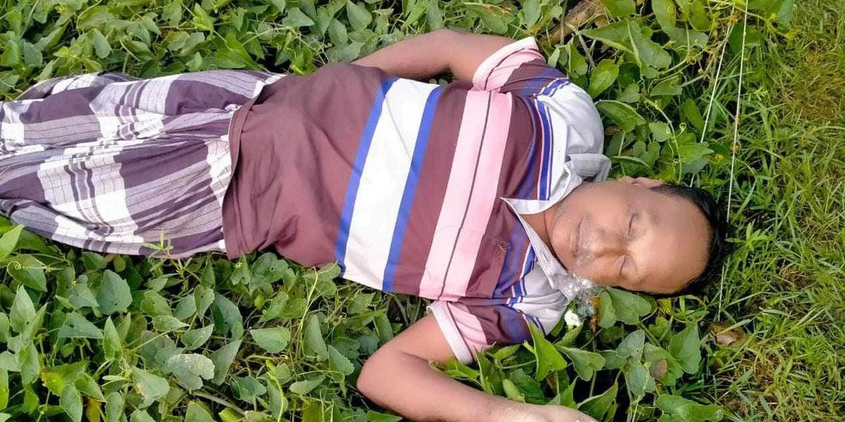 পটল খেতে বিষের বোতলসহ আ. লীগ কর্মীর লাশ উদ্ধার