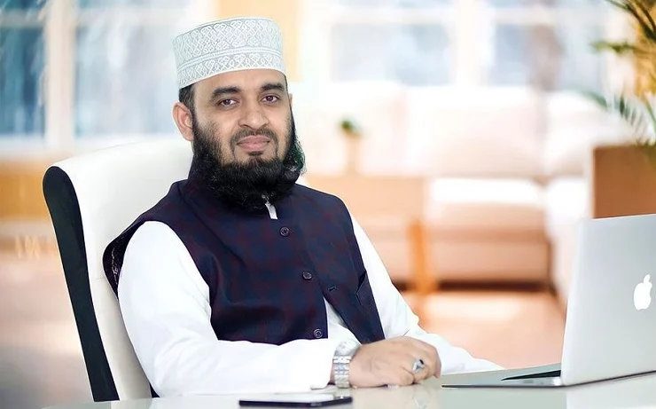 ফের দেশ ছাড়লেন মাওলানা আজহারী, সঙ্গে দিলেন দুঃসংবাদ